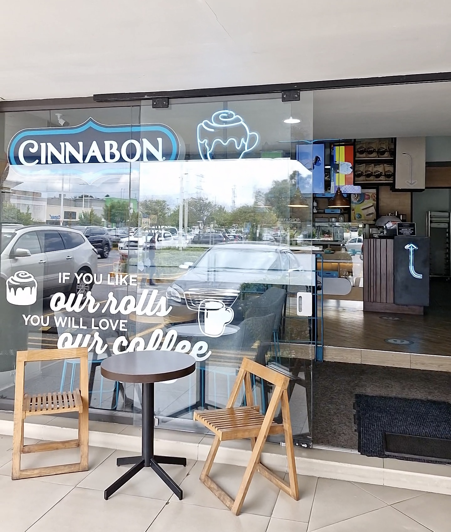 Plaza Mía Metepec. Dirección: Av. Tecnológico.1600, 52172 San Salvador Tizatlalli, Metepec, Méx.