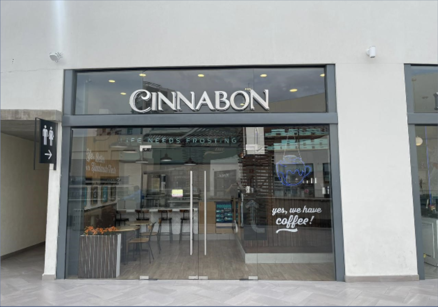 Plaza Península Fashion Mall. Dirección: Vía Rápida Ote. 15000, Chapultepec Alamar, 22110 Tijuana, B.C.